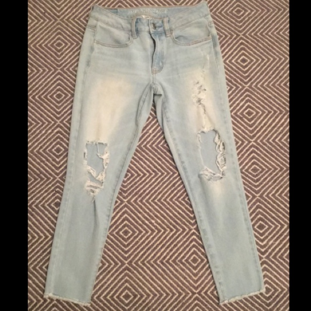 Destructed crop jeans